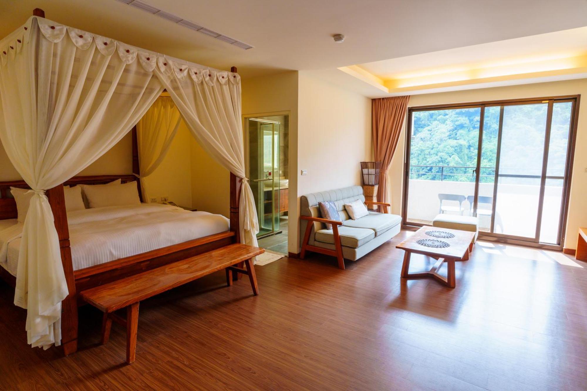 Spring Spa Hotel Wulai Exterior photo